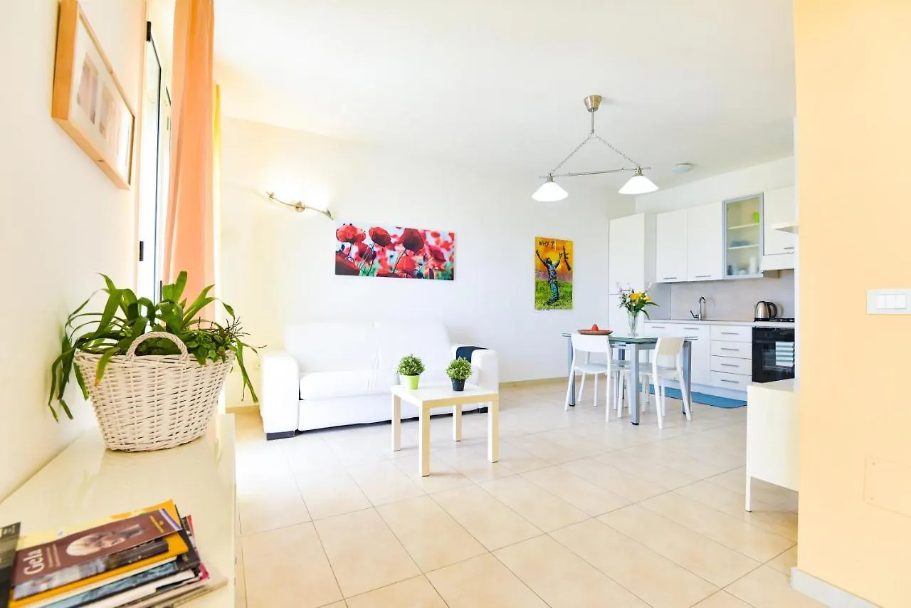 جيلا Aurora Residence شقة فندقية